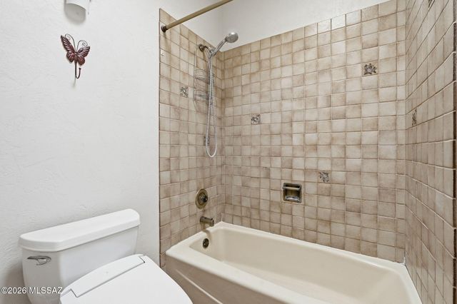 770 N Lazy J Way, Tucson, AZ 85748