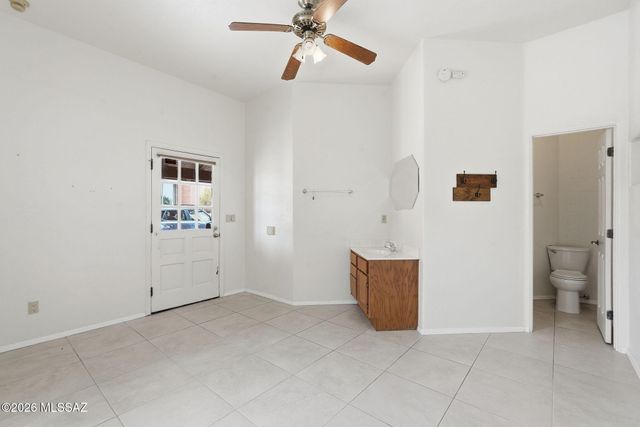 770 N Lazy J Way, Tucson, AZ 85748