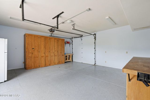 770 N Lazy J Way, Tucson, AZ 85748