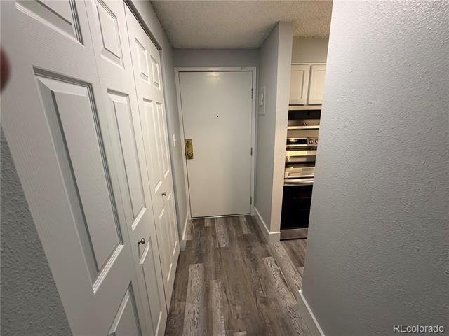 209 E Highline Circle 202, Centennial, CO 80122