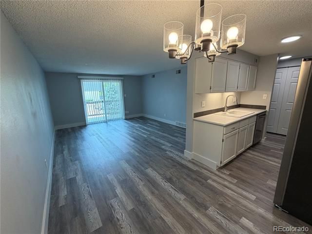 209 E Highline Circle 202, Centennial, CO 80122