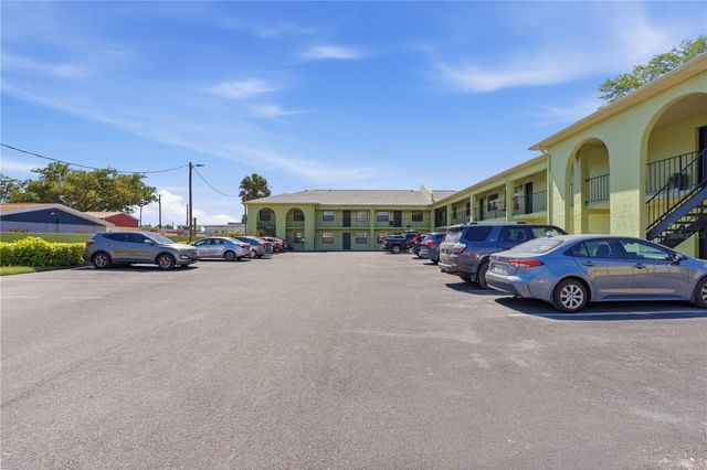 4416 N CLARK AVENUE 13, Tampa, FL 33614