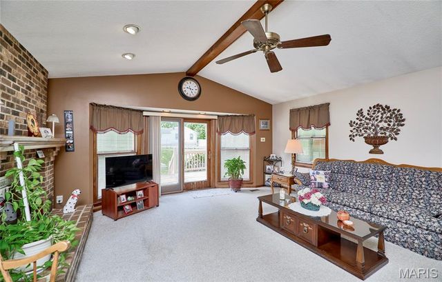 10808 Three Court Drive, St Louis, MO 63123
