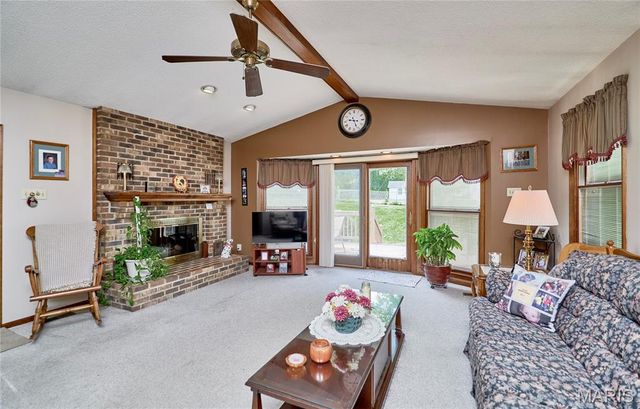 10808 Three Court Drive, St Louis, MO 63123