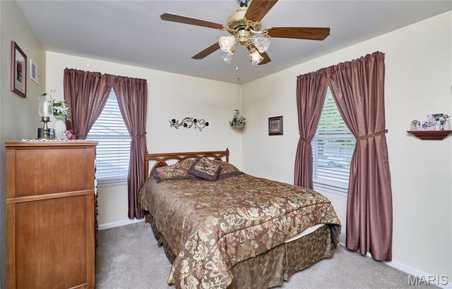 10808 Three Court Drive, St Louis, MO 63123