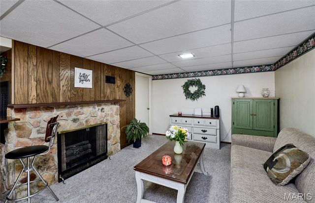 10808 Three Court Drive, St Louis, MO 63123