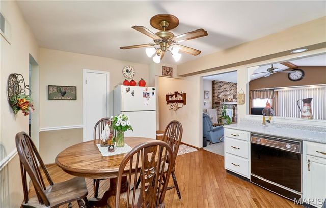 10808 Three Court Drive, St Louis, MO 63123