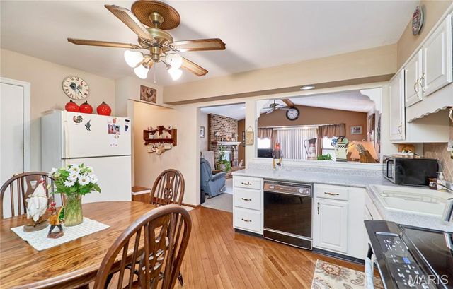 10808 Three Court Drive, St Louis, MO 63123