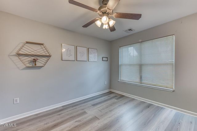2008 Millennium Place Apt 209, Johnson City, TN 37604