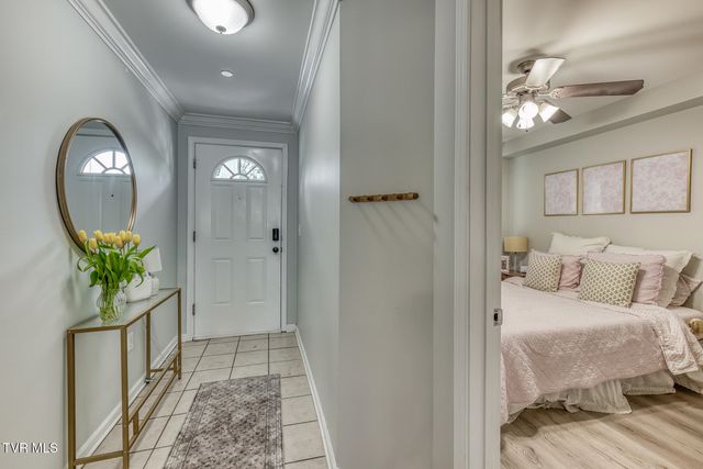 2008 Millennium Place Apt 209, Johnson City, TN 37604