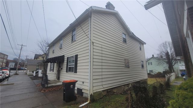 1319 Jefferson St, Latrobe, PA 15650