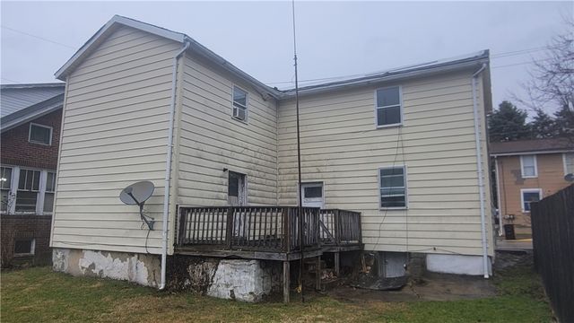 1319 Jefferson St, Latrobe, PA 15650
