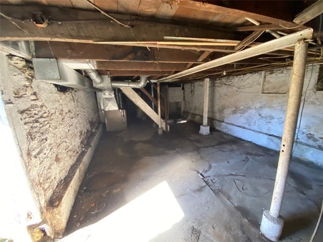 1319 Jefferson St, Latrobe, PA 15650