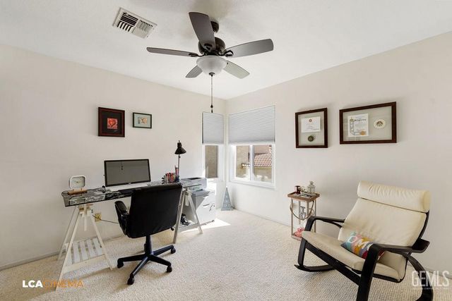 1116 Sussex Circle, Bakersfield, CA 93311