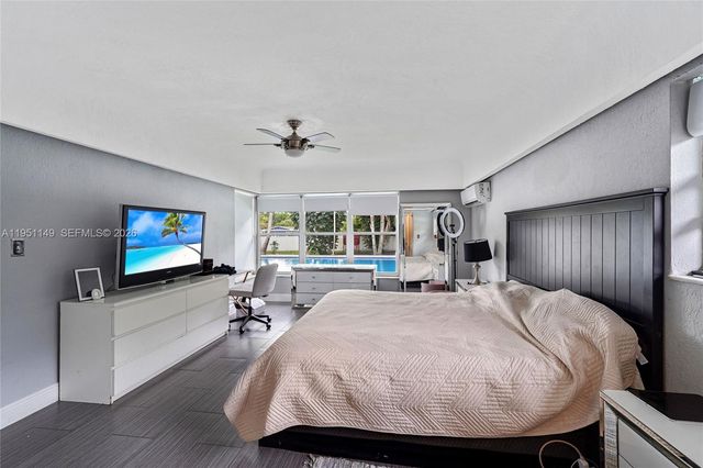 2534 Monroe Street, Hollywood, FL 33020