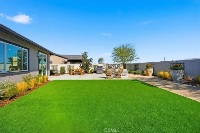 3265 E Avenue J-3 Drive, Lancaster, CA 93535