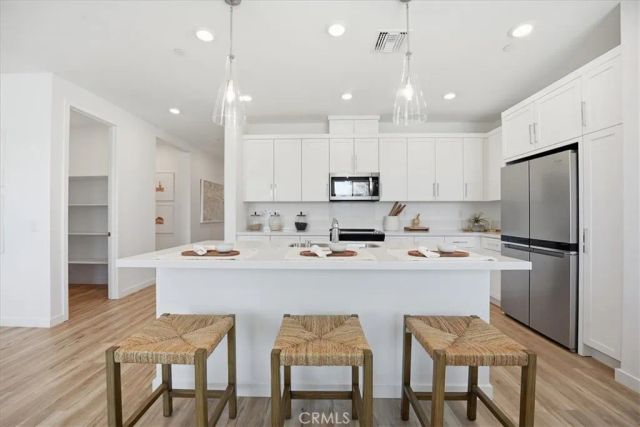 3265 E Avenue J-3 Drive, Lancaster, CA 93535