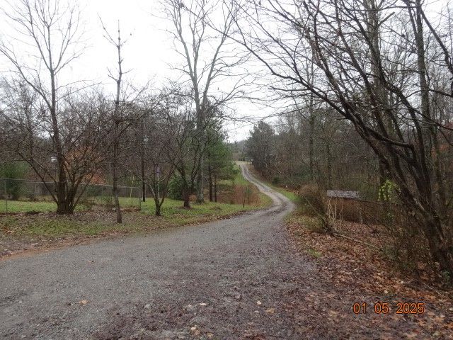 1882 Jordan Rd, Chapmansboro, TN 37035