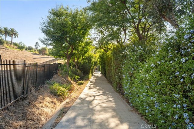 582 Lantana, La Verne, CA 91750