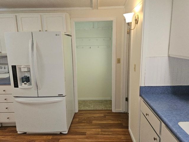 808 18th Street, Belle Plaine, IA 52208
