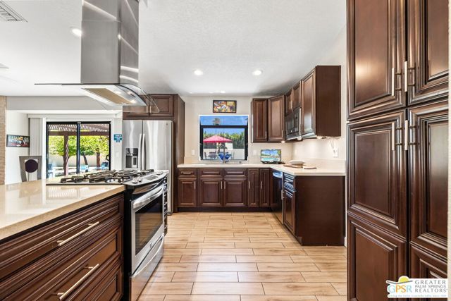 2342 N San Gorgonio Road, Palm Springs, CA 92262