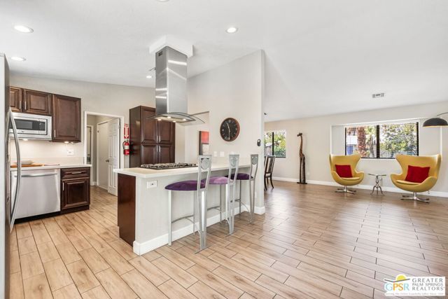 2342 N San Gorgonio Road, Palm Springs, CA 92262