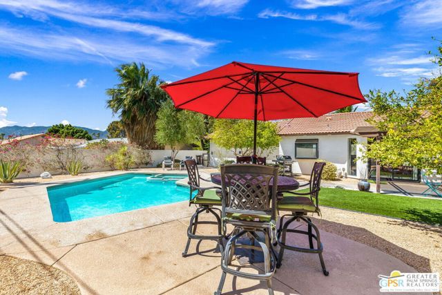 2342 N San Gorgonio Road, Palm Springs, CA 92262