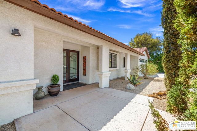 2342 N San Gorgonio Road, Palm Springs, CA 92262