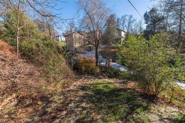 120 Lookout Road, Asheville, NC 28804