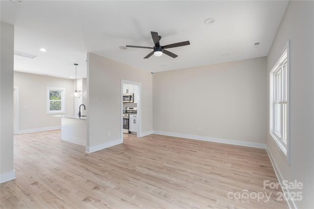 120 Lookout Road, Asheville, NC 28804