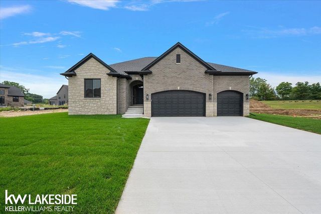 720 Marlayna Drive, Oxford, MI 48371