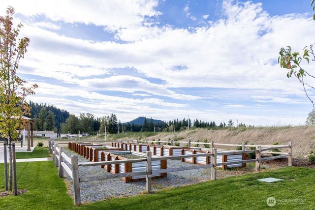 2076 Crystal Mountain Drive #89, Enumclaw, WA 98022