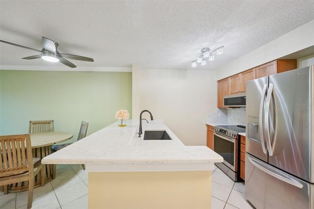2400 FEATHER SOUND DRIVE 415, Clearwater, FL 33762