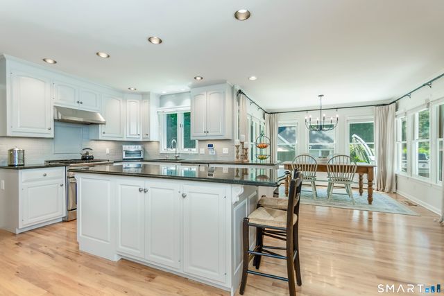 185 Center Road, Easton, CT 06612