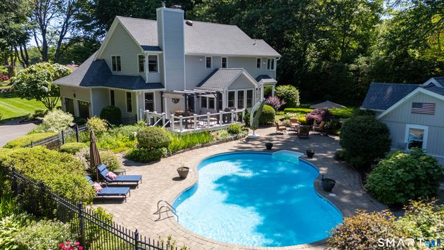 185 Center Road, Easton, CT 06612