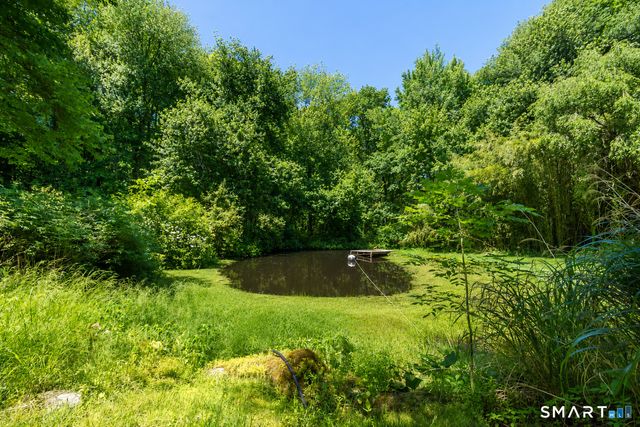 185 Center Road, Easton, CT 06612