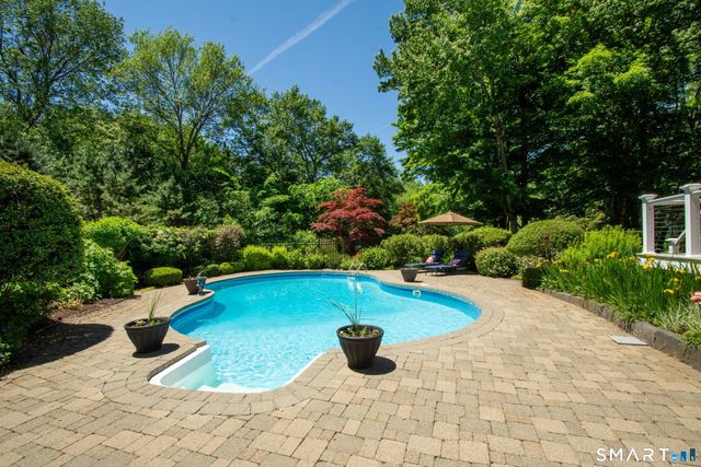 185 Center Road, Easton, CT 06612