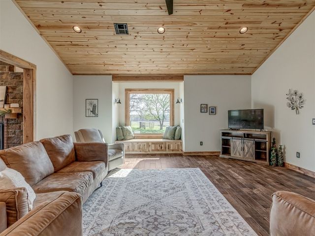 29490 County Road 180 Road, Stillwater, OK 74075