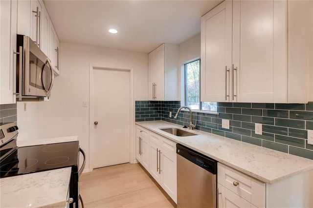 6711 West Gate BLVD A, Austin, TX 78745