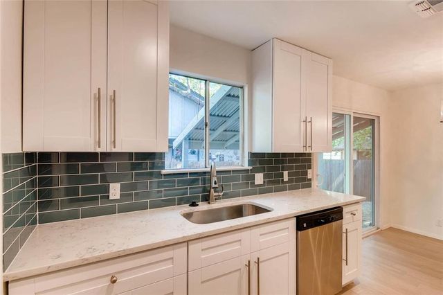 6711 West Gate BLVD A, Austin, TX 78745