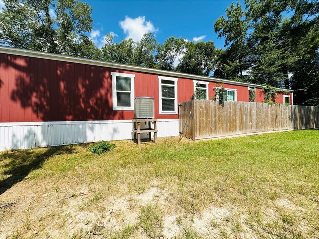 25247 Twin Oaks Drive, New Caney, TX 77357