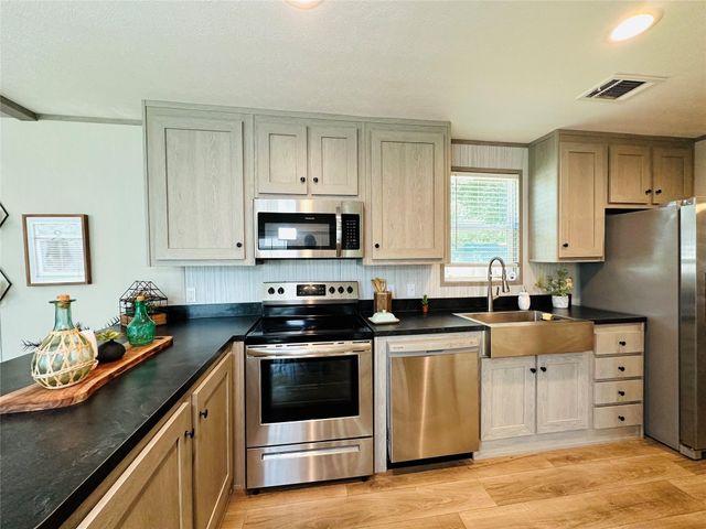 25247 Twin Oaks Drive, New Caney, TX 77357