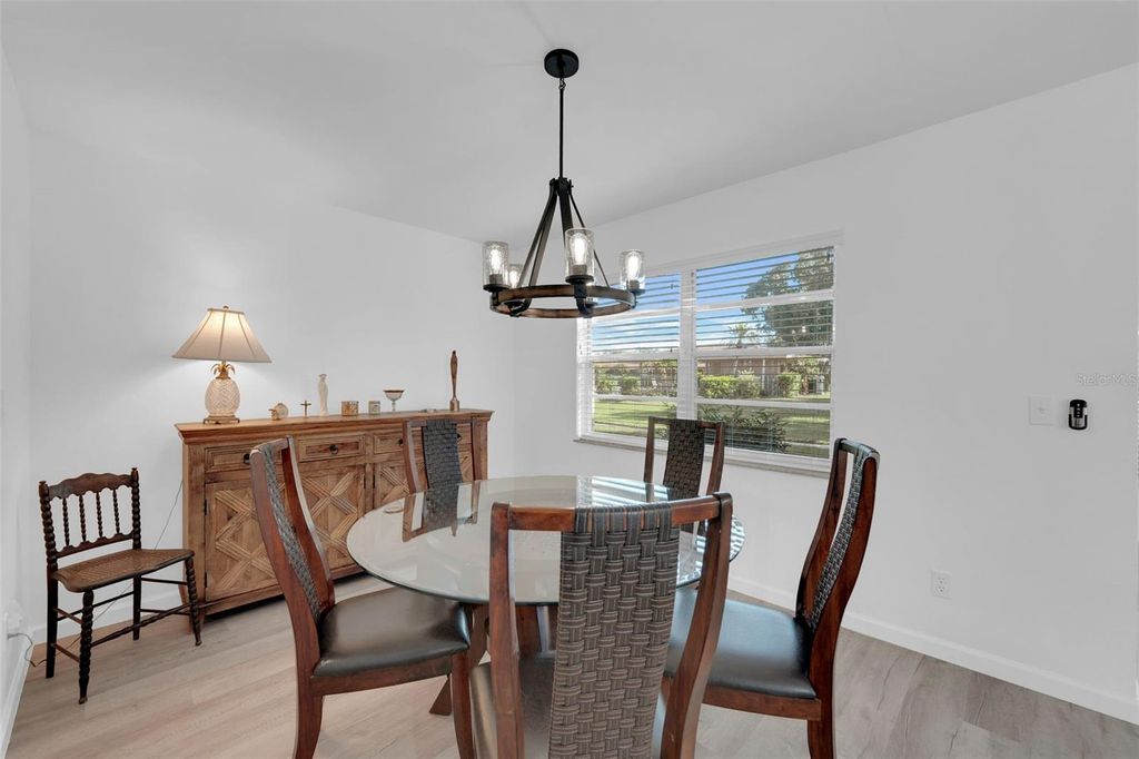 Image 15 of property listing at 5584 BURING COURT, Fort Myers, FL 33919