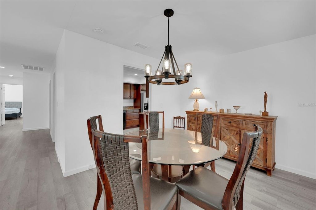 Image 17 of property listing at 5584 BURING COURT, Fort Myers, FL 33919