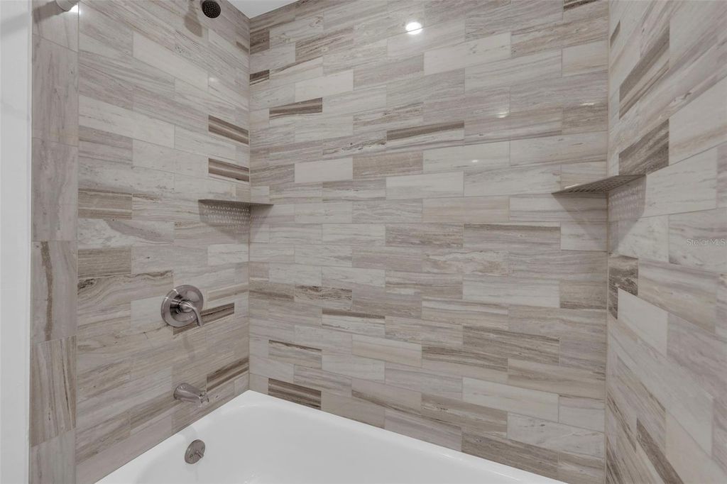 Image 22 of property listing at 5584 BURING COURT, Fort Myers, FL 33919