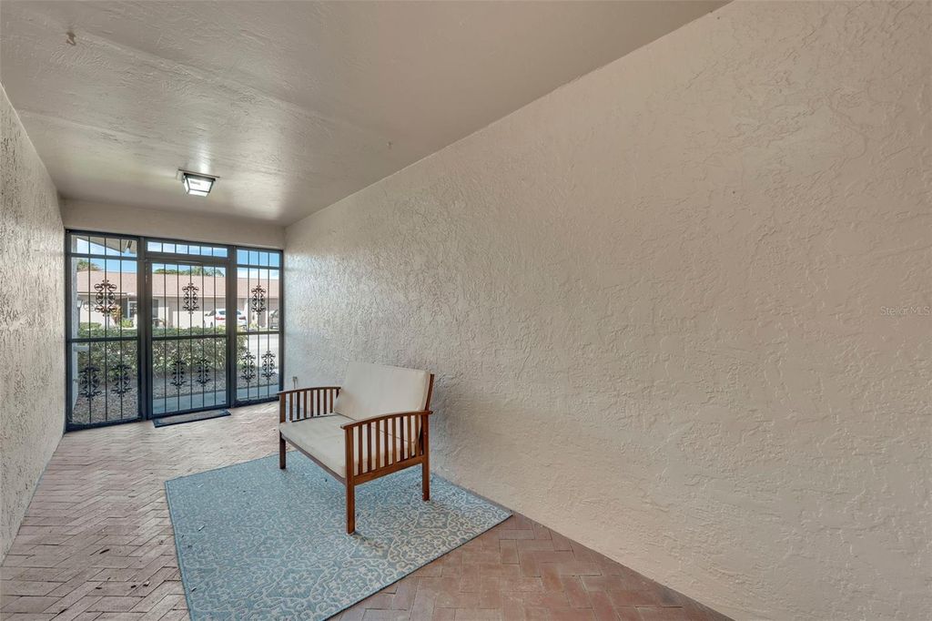 Image 28 of property listing at 5584 BURING COURT, Fort Myers, FL 33919