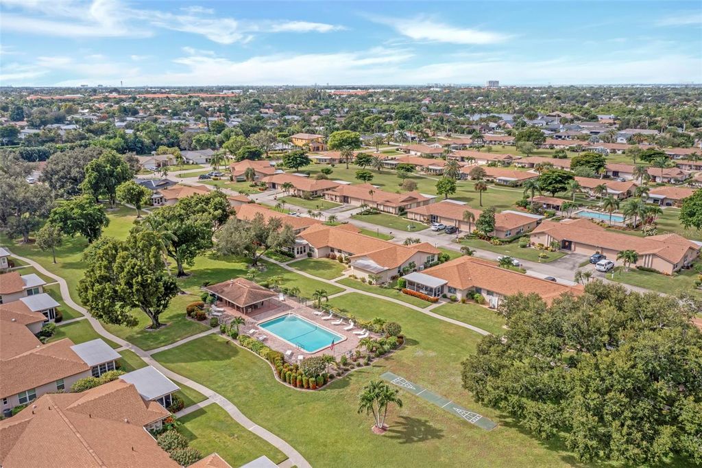 Image 41 of property listing at 5584 BURING COURT, Fort Myers, FL 33919