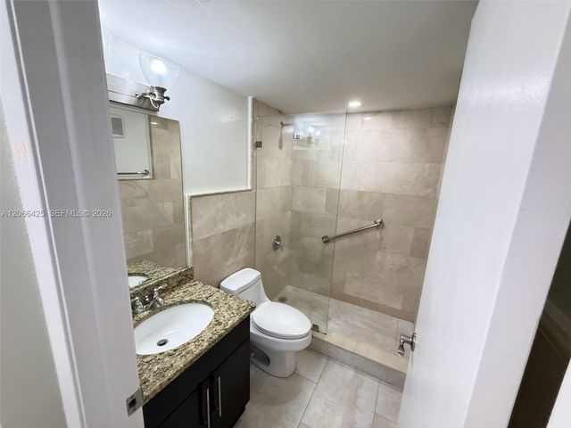 770 Claughton Island Drive 1914, Miami, FL 33131