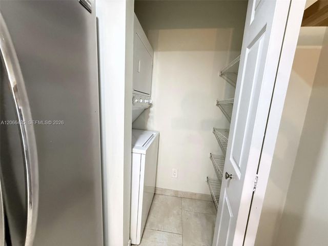 770 Claughton Island Drive 1914, Miami, FL 33131