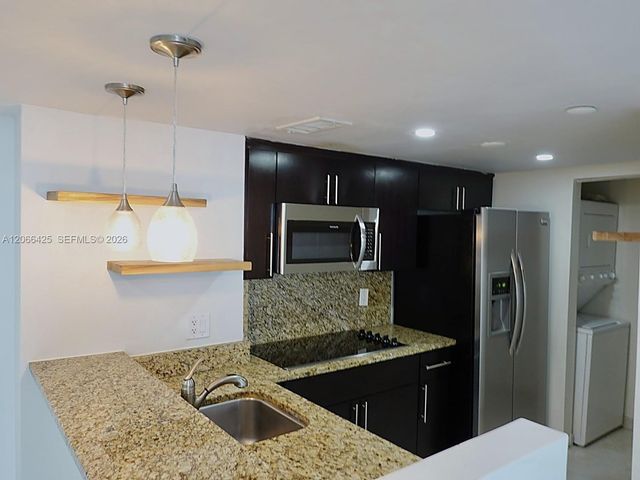 770 Claughton Island Drive 1914, Miami, FL 33131
